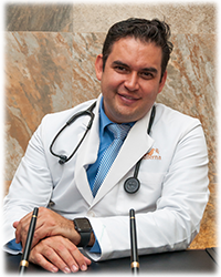 Dr. José Abraham Romo Calderón